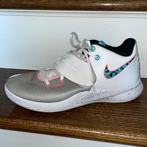 Nike Kyrie Flytrap 3’s